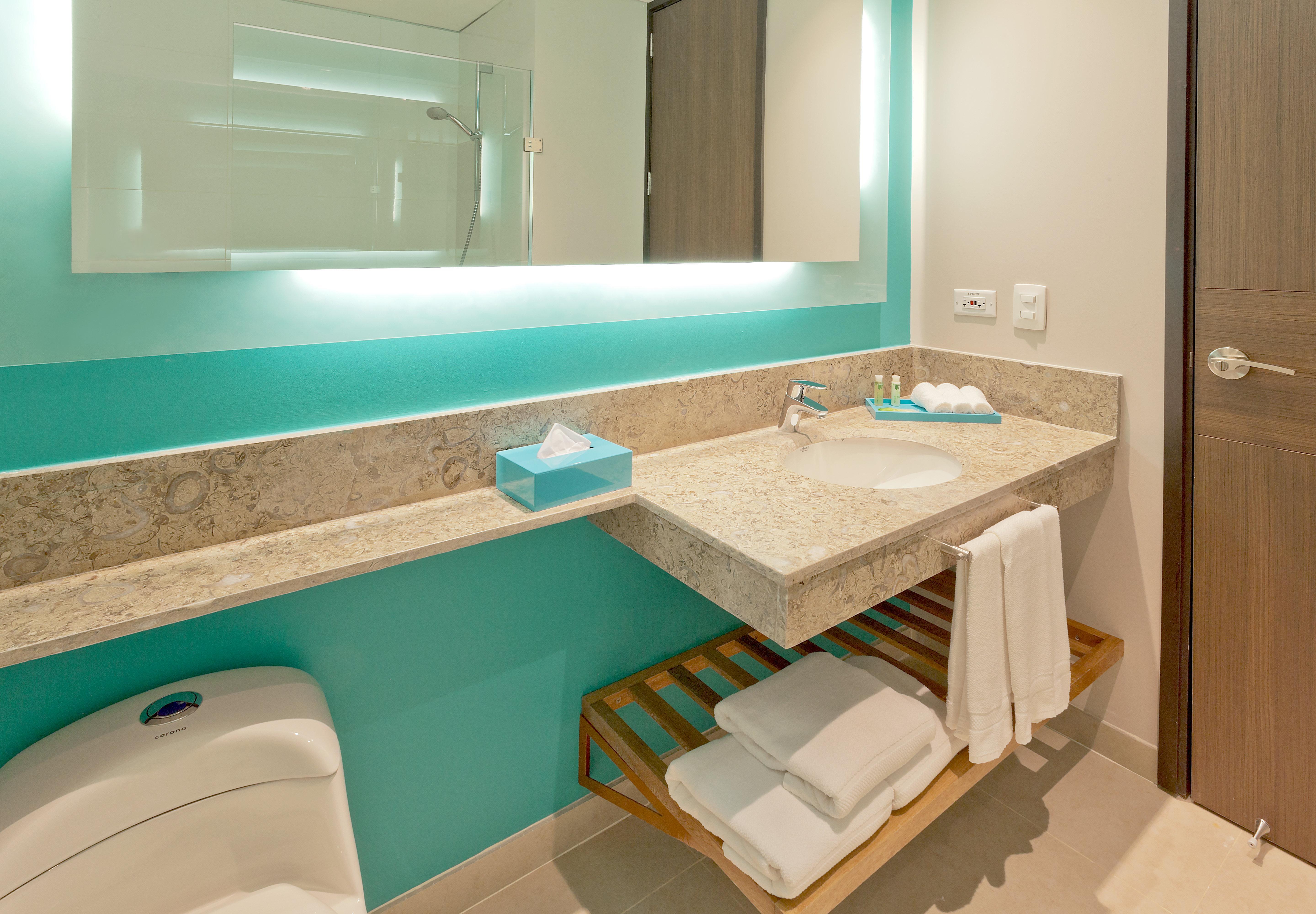 Express By Ihg Hotel